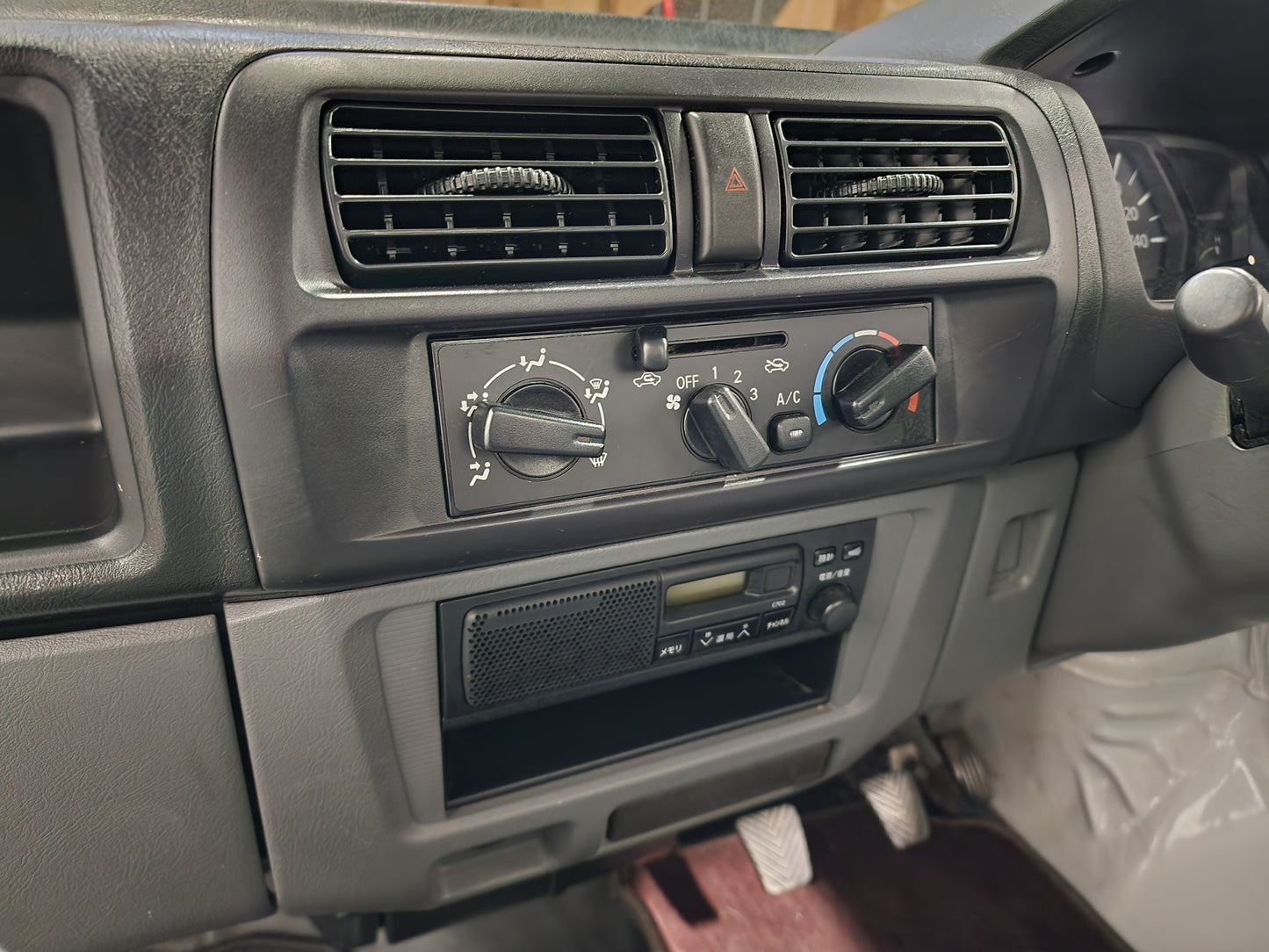 2008 MITSUBISHI MINICAB 4WD 5sp Manual Low Kms Mini Kei Truck