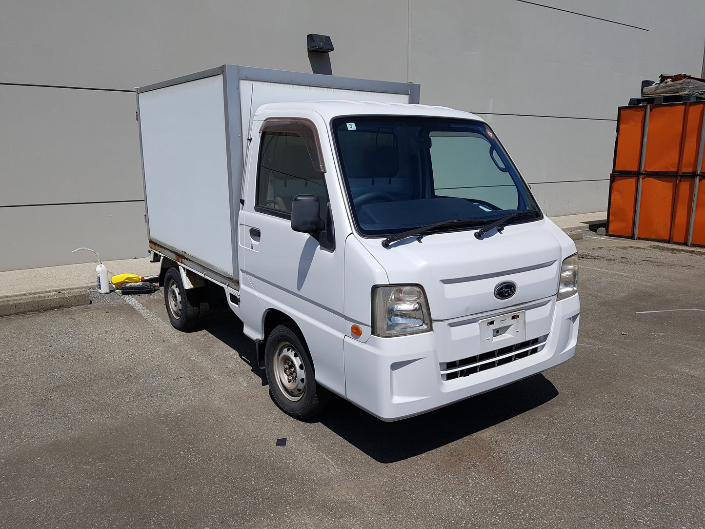 Low kms, rare 2010 Subaru Sambar 4WD Manual with AC, Enclosed Cube Van