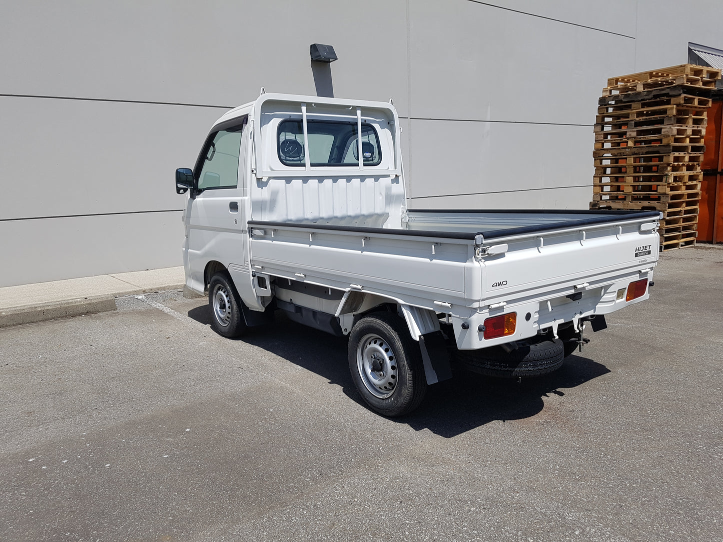 2007 Daihatsu Hijet 4WD AC Super Low Kms Clean Mini Kei Truck