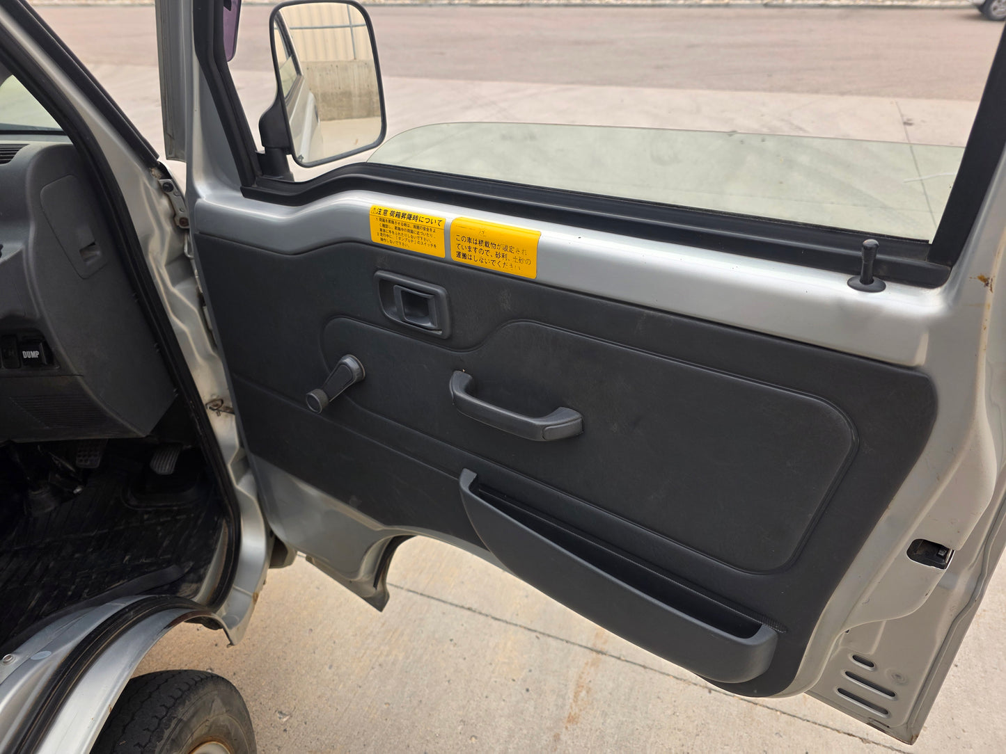 2007 DAIHATSU HIJET 4WD 5 Speed Low Kms DUMP BED Kei Truck