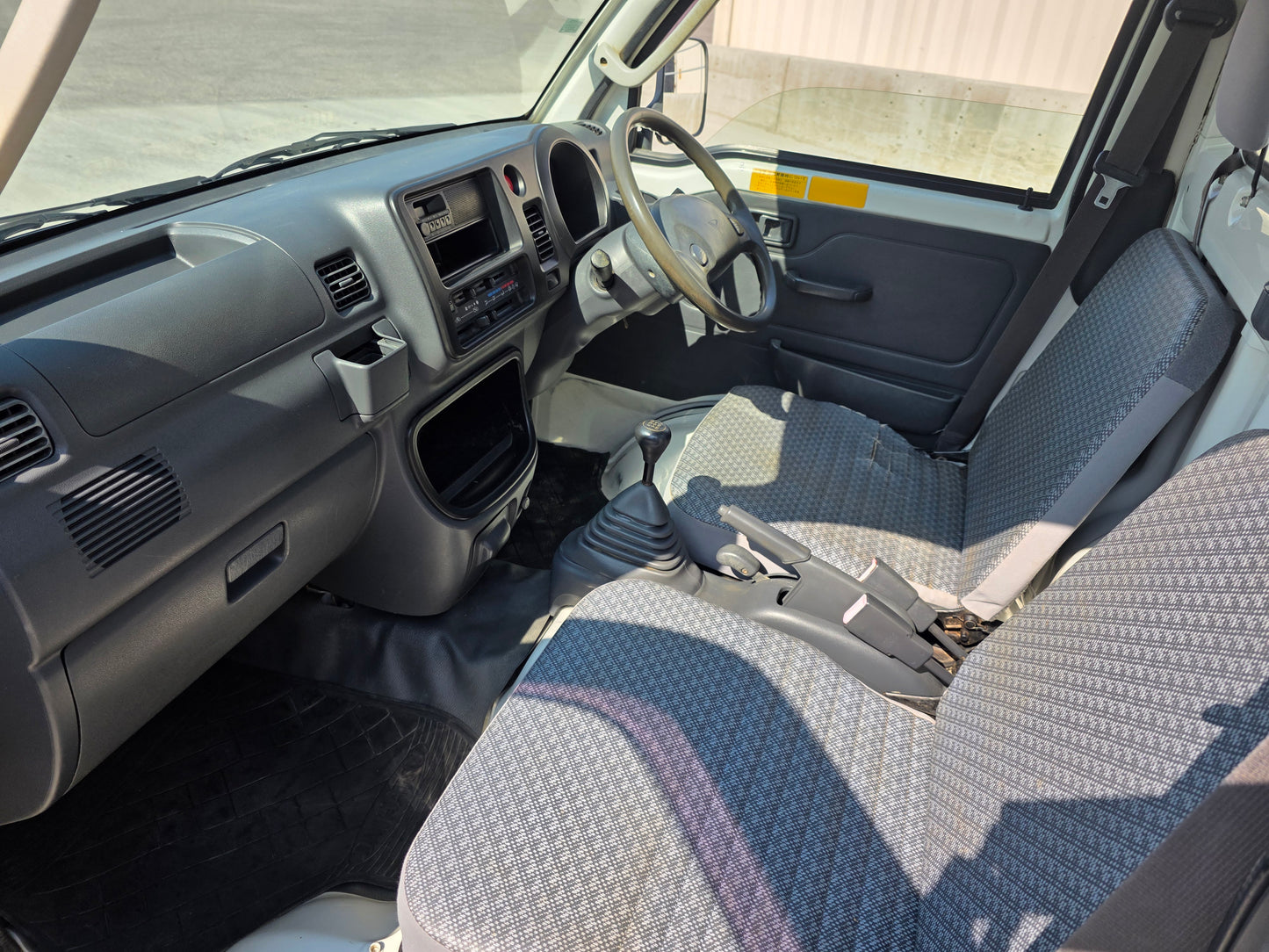 2009 DAIHATSU HIJET 4WD 5 Speed Low Kms DUMP BED Kei Truck