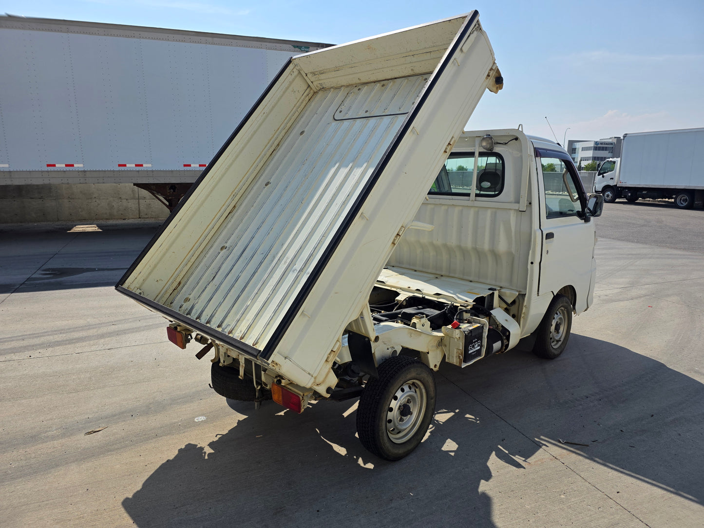 2009 DAIHATSU HIJET 4WD 5 Speed Low Kms DUMP BED Kei Truck