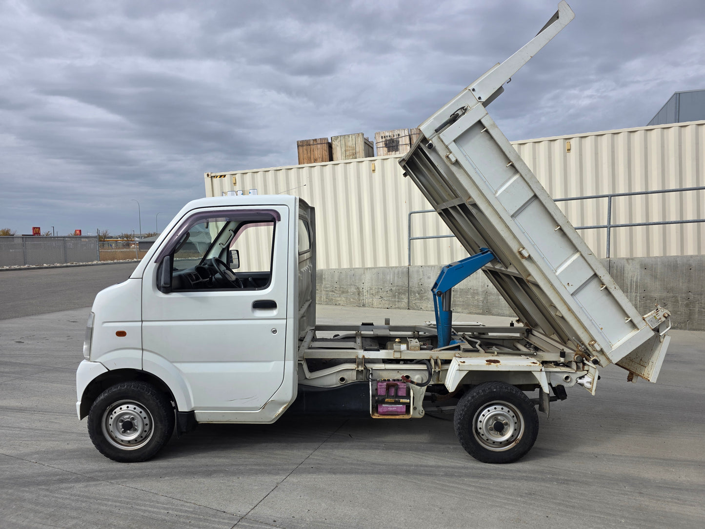 2004 SUZUKI CARRY 4WD 5 Speed Low Kms DUMP BED Kei Truck