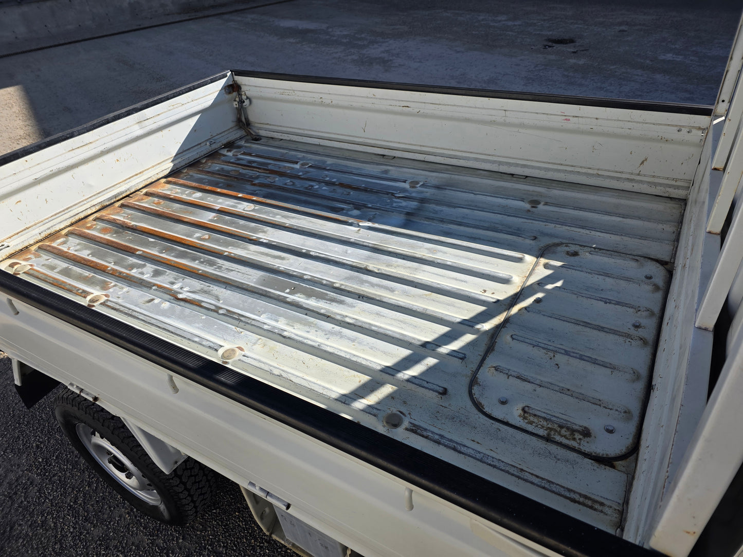 2007 DAIHATSU HIJET 4WD 5 Speed Low Kms DUMP BED Kei Truck