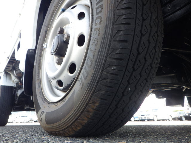 SUPER RARE !! 2005 SUBARU SAMBAR SUPERCHARGED 4WD 5 Speed Manual Mini Kei Truck