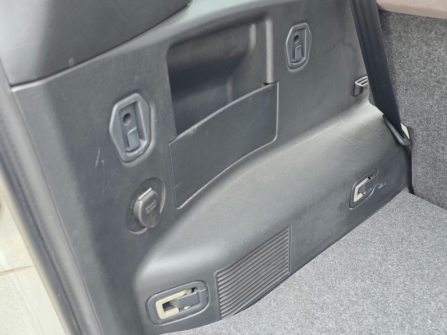 2002 Mitsubishi Pajero IO 4WD