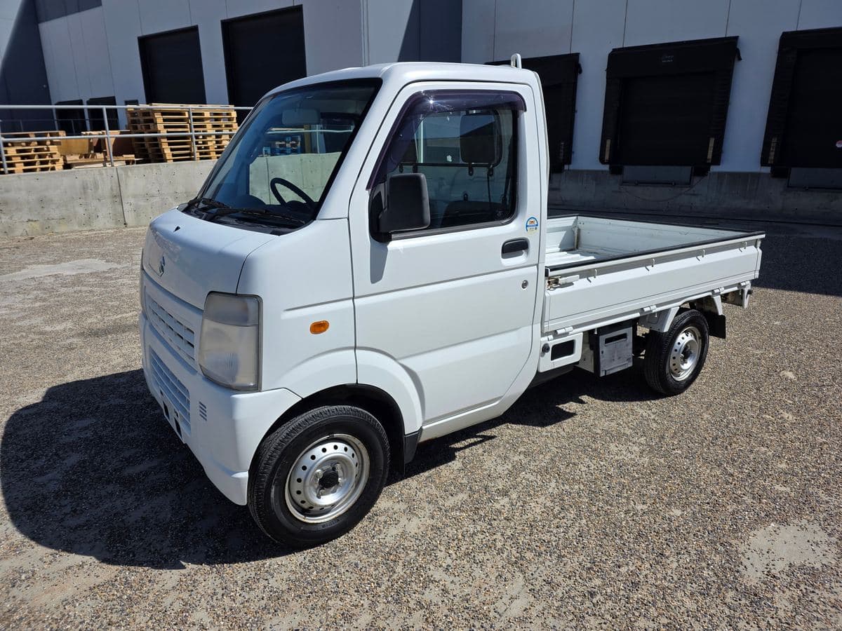2009 Suzuki Carry 2WD 5-Speed Manual — Low KMs — kei truck for sale in Calgary