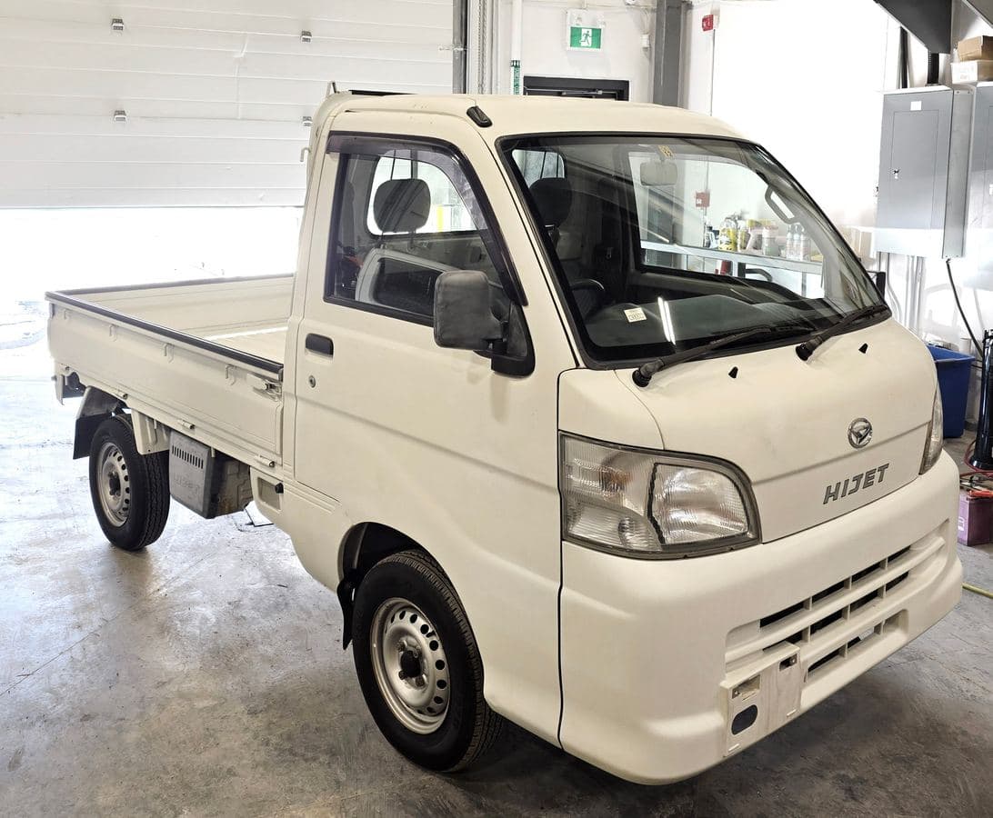 2008 Daihatsu Hijet AWD Automatic — 47,000 KMs — kei truck for sale in Calgary