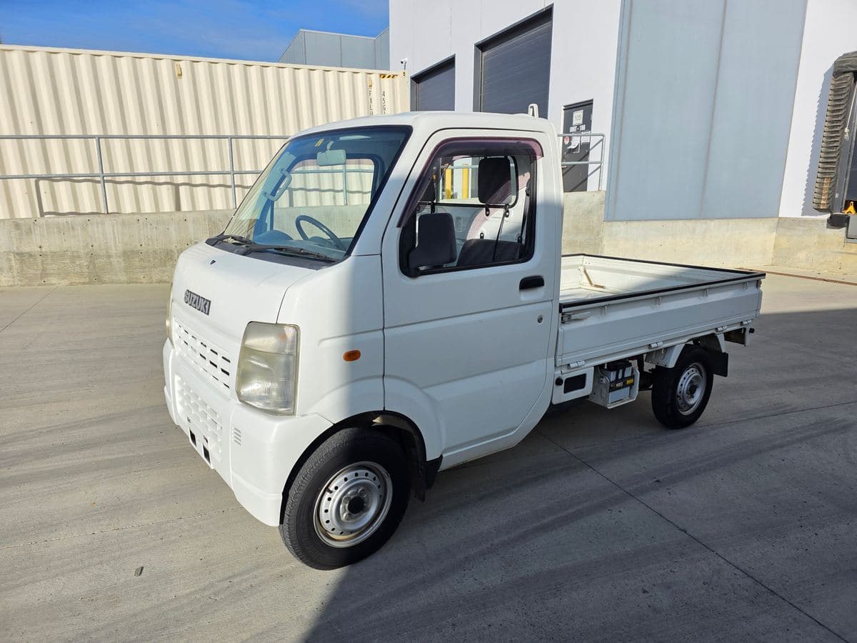 2007 Suzuki Carry (DA63T) 4WD 5-Speed Manual — Low KMs — kei truck for sale in Calgary