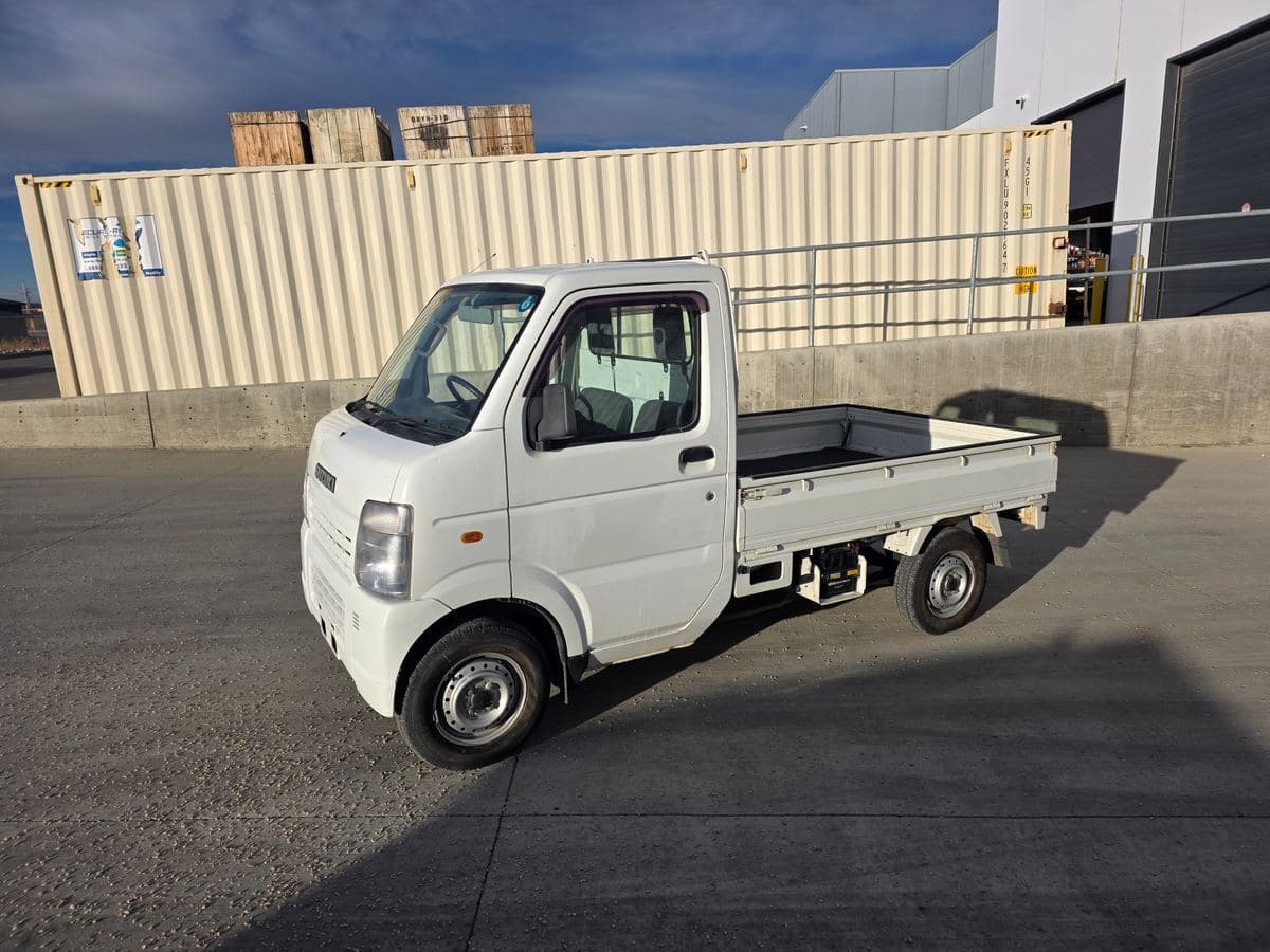 2006 Suzuki Carry (DA63T) 4WD Farming Edition — 13,310 KMs — kei truck for sale in Calgary
