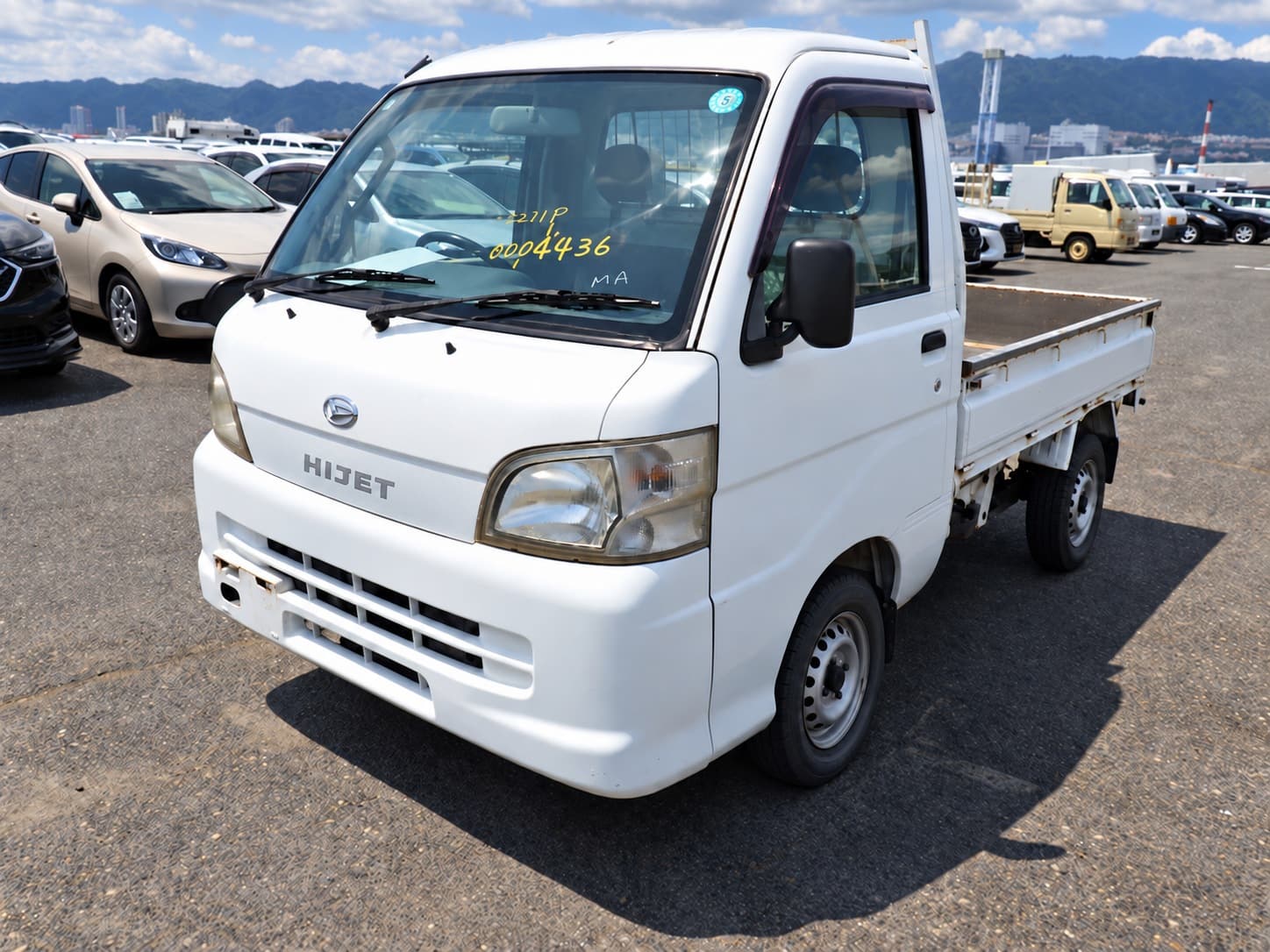 2008 Daihatsu Hijet Truck Dump Bed 4WD 5-Speed Manual Hi/Lo — kei truck for sale in Calgary