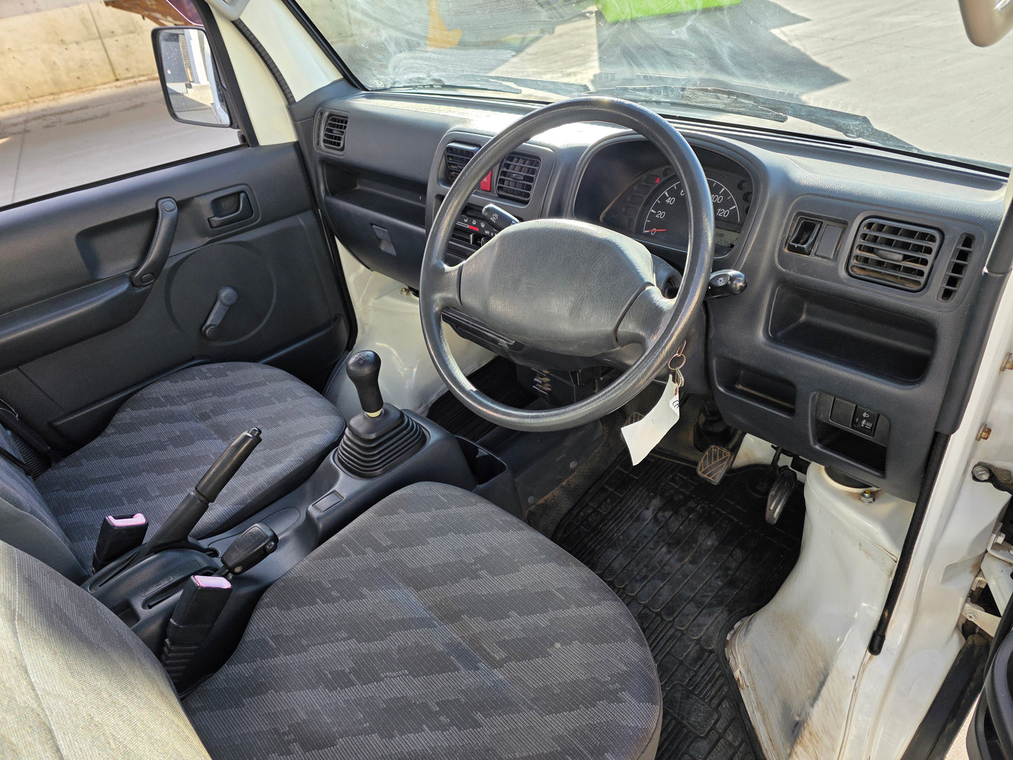 2007 SUZUKI CARRY (DA63T) 4WD 5sp Manual Clean Mini Kei Truck Low KMs