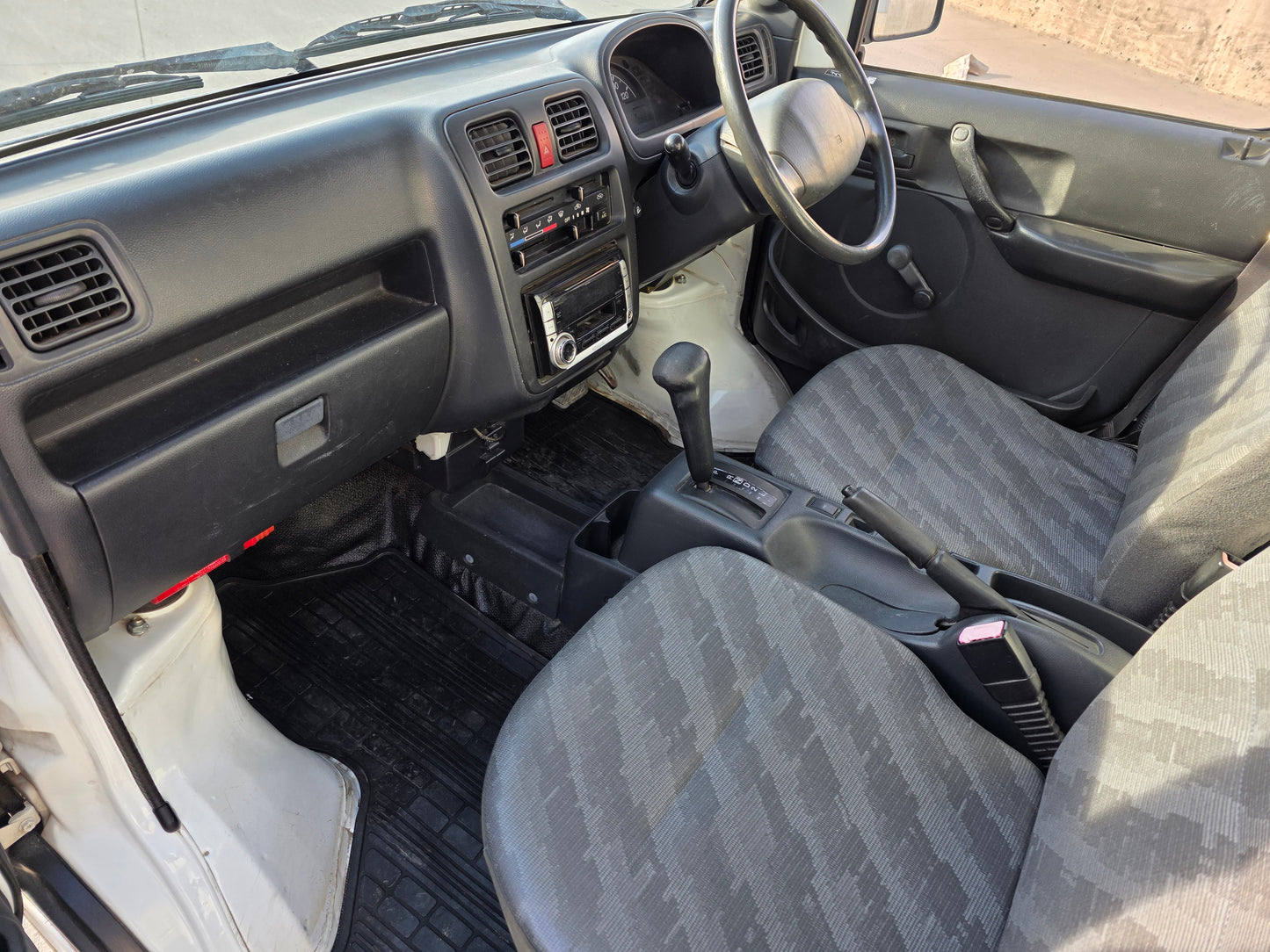 2009 SUZUKI CARRY (DA63T) 4WD Auto Clean Mini Kei Truck