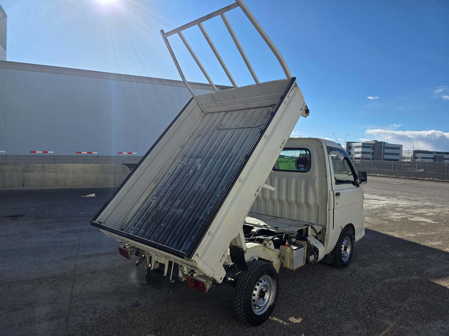 2007 DAIHATSU HIJET 4WD 5 Speed Low Kms DUMP BED Kei Truck