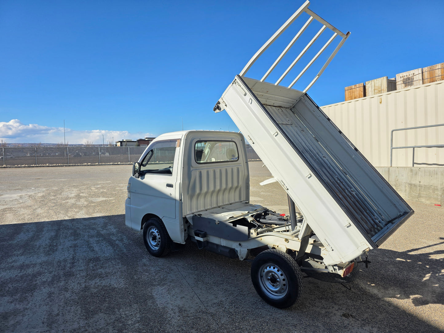 2007 DAIHATSU HIJET 4WD 5 Speed Low Kms DUMP BED Kei Truck